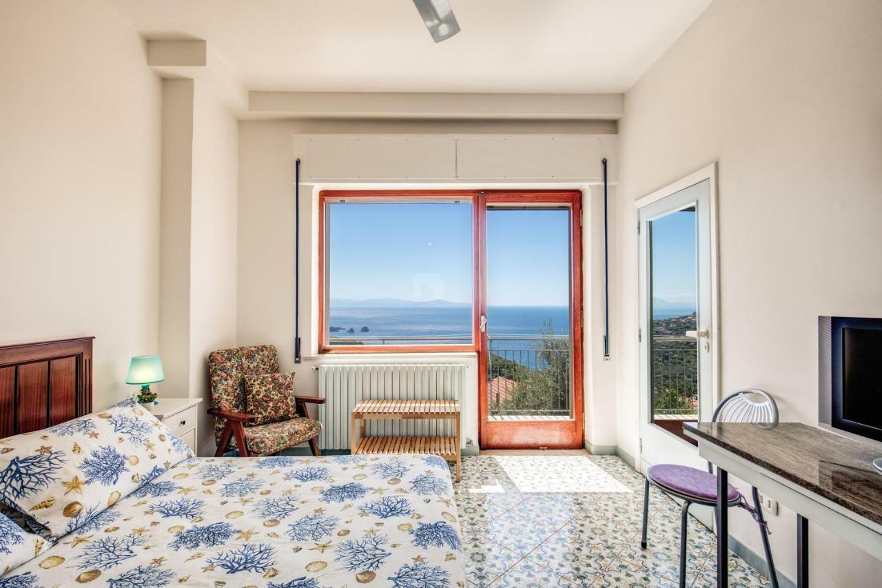 Geca'S House - Panoramic Sea View Studio Масса-Лубренсе Экстерьер фото